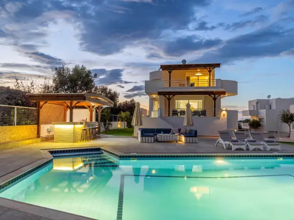 5-bedroom Villa In Neapoli, Greece (250 M²)