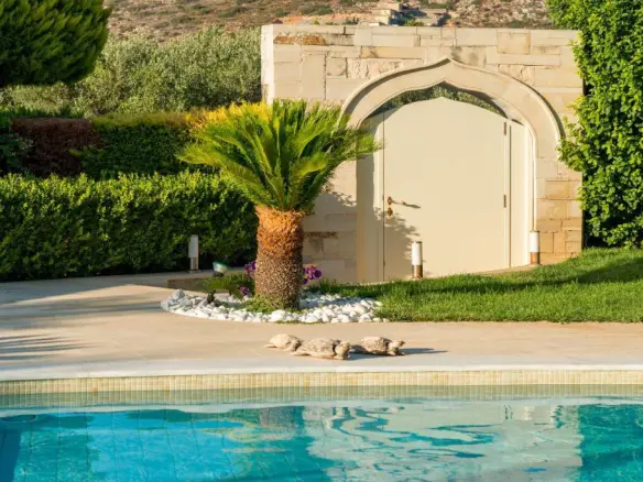 7-bedroom Villa In Gouves, Greece (506 M²)