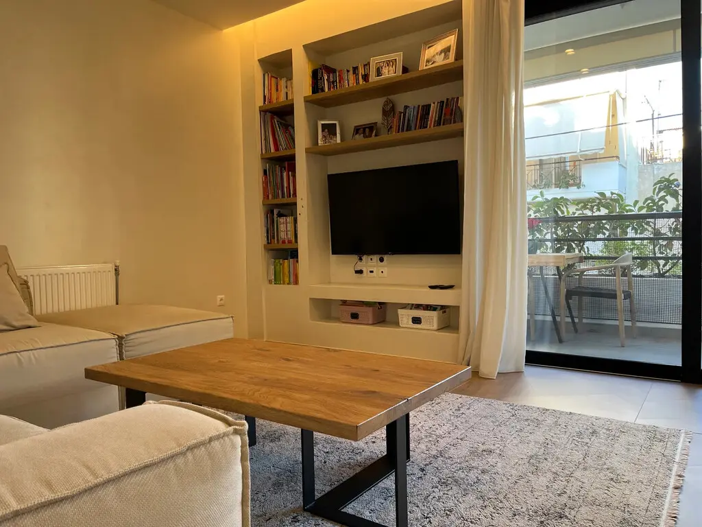 Flat Of 82 M² In Athens