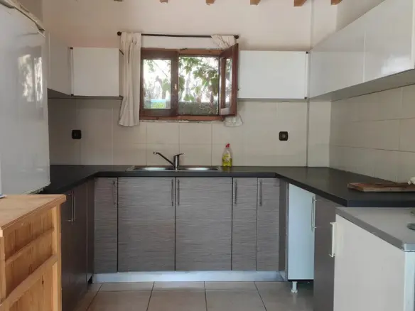 2-bedroom Detached House In Argalasti, Greece (60 M²)