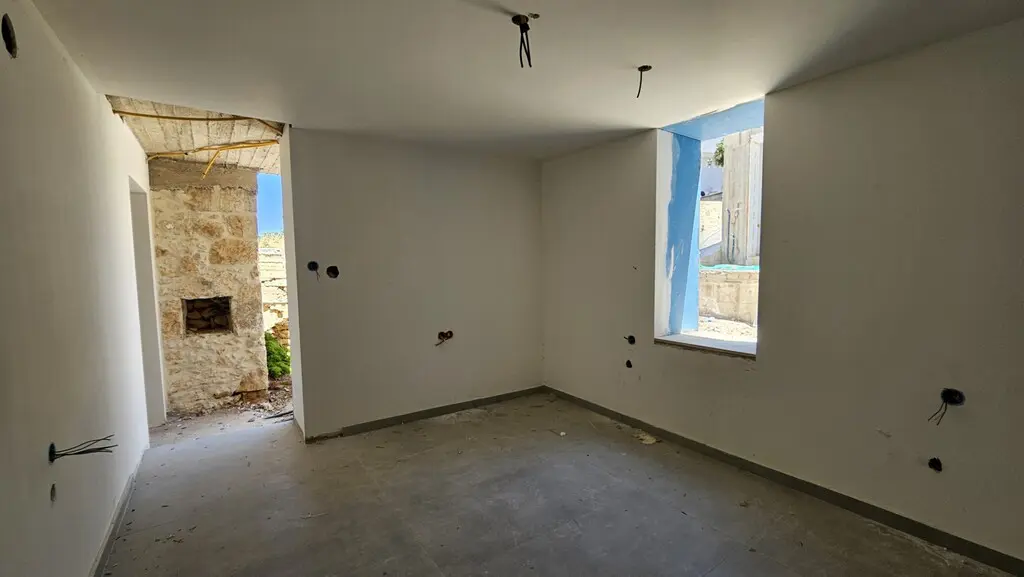 Maisonette Of 150 M² In Crete