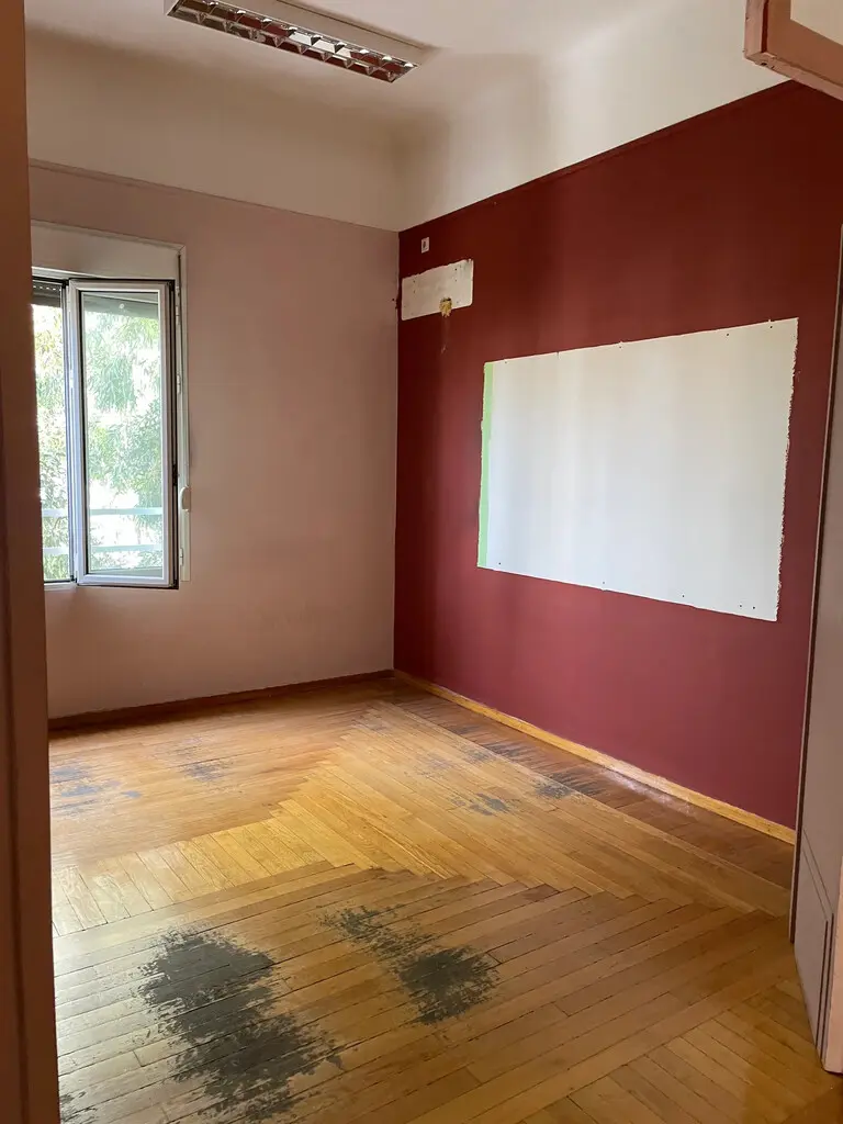 Flat Of 164 M² In Athens