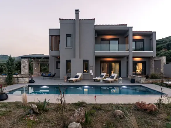 Villa Of 250 M² In Crete