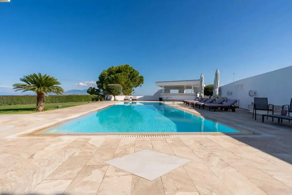 Villa Of 190 M² In Peloponnese