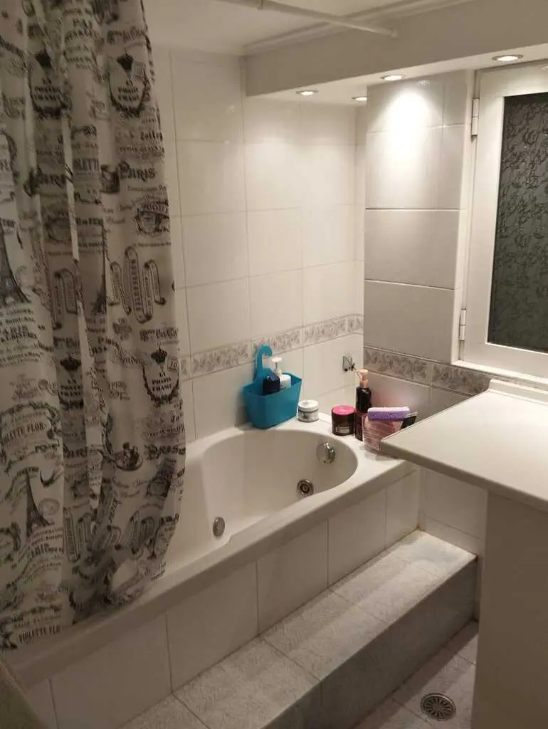 Flat Of 87 M² In Attica