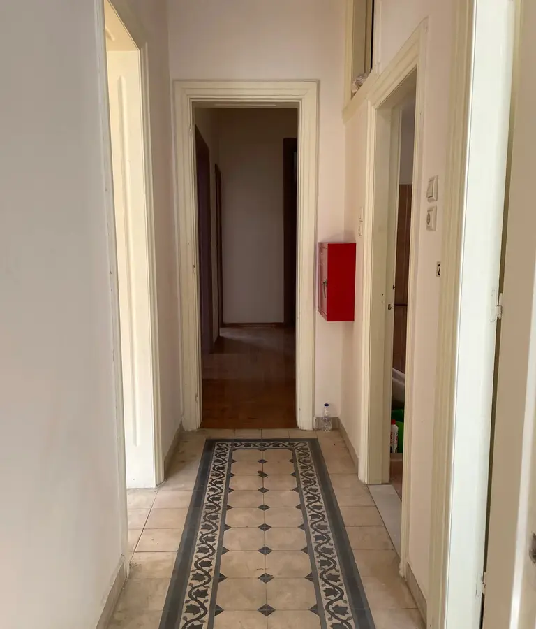 Flat Of 164 M² In Athens