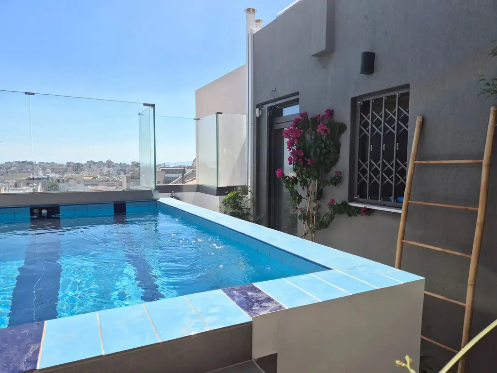 Maisonette Of 140 M² In Athens