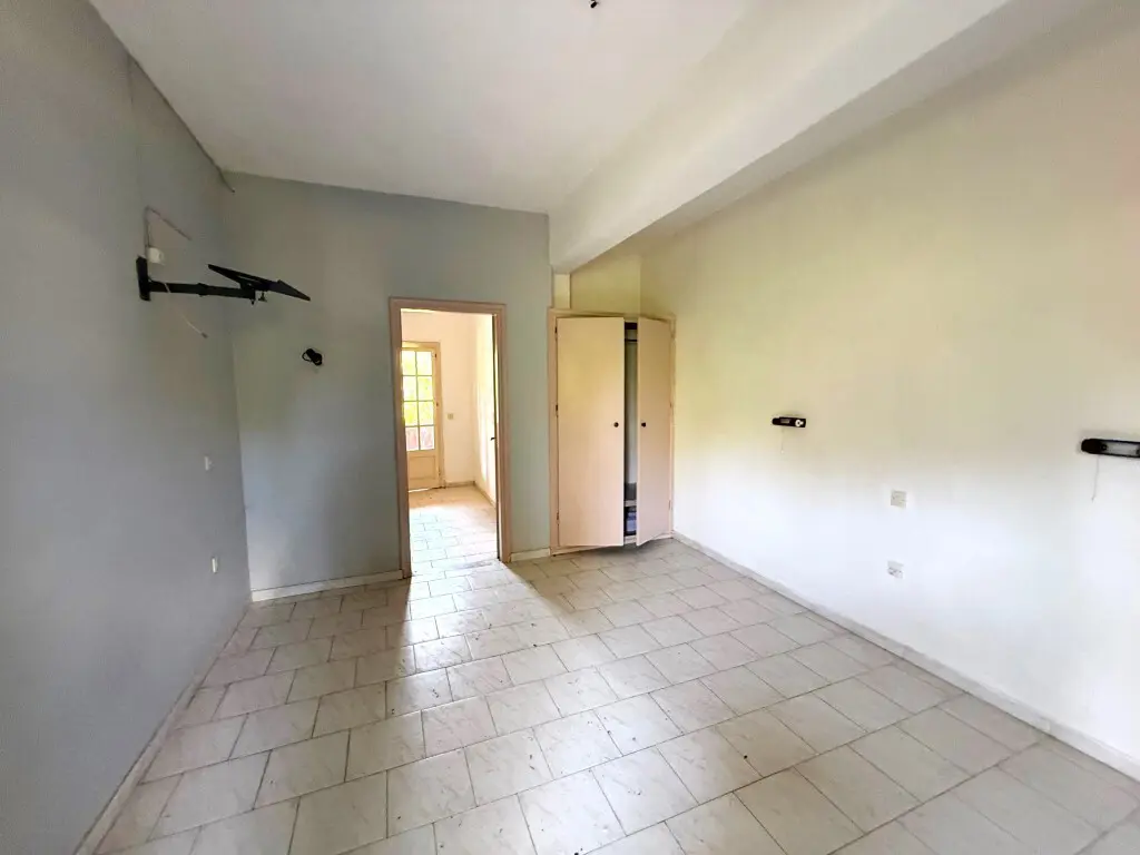 Complex Of 228 M² In Corfu