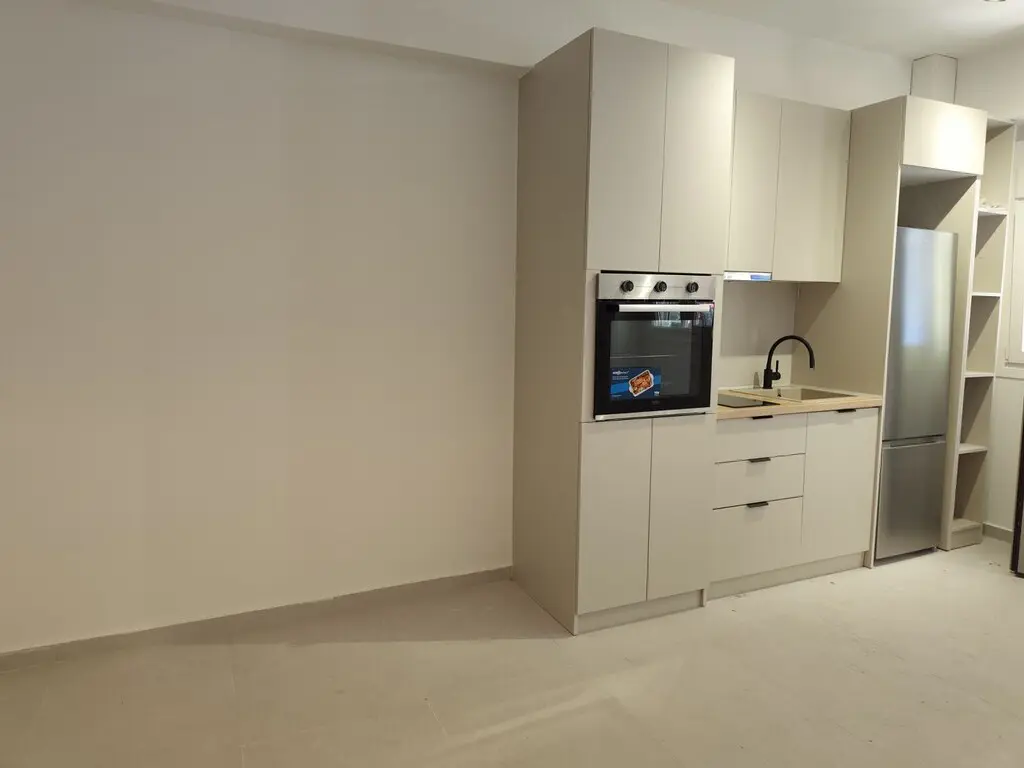 Flat Of 88 M² In Thessaloniki
