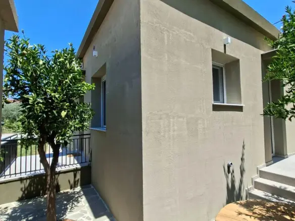 2-bedroom Detached House In Diakopto, Greece (100 M²)