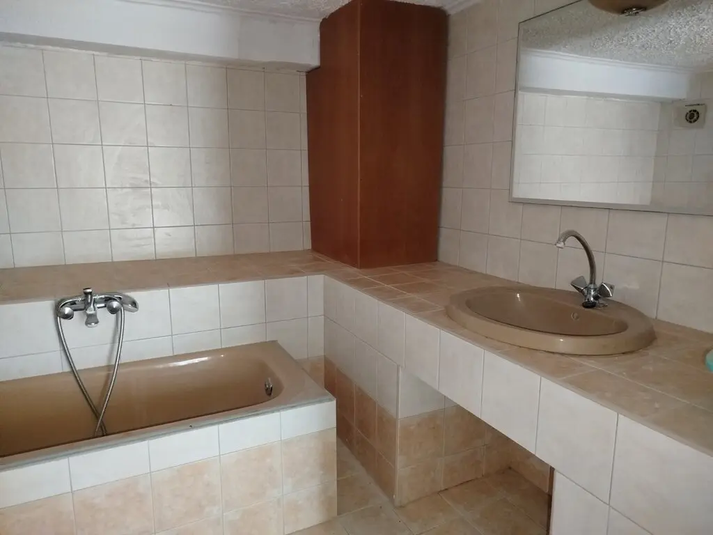 Detached House Of 190 M² In Peloponnese