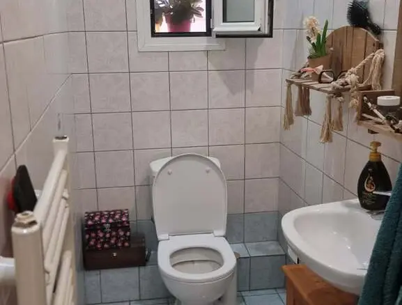 3-bedroom Flat In Charilaou, Greece (98 M²)
