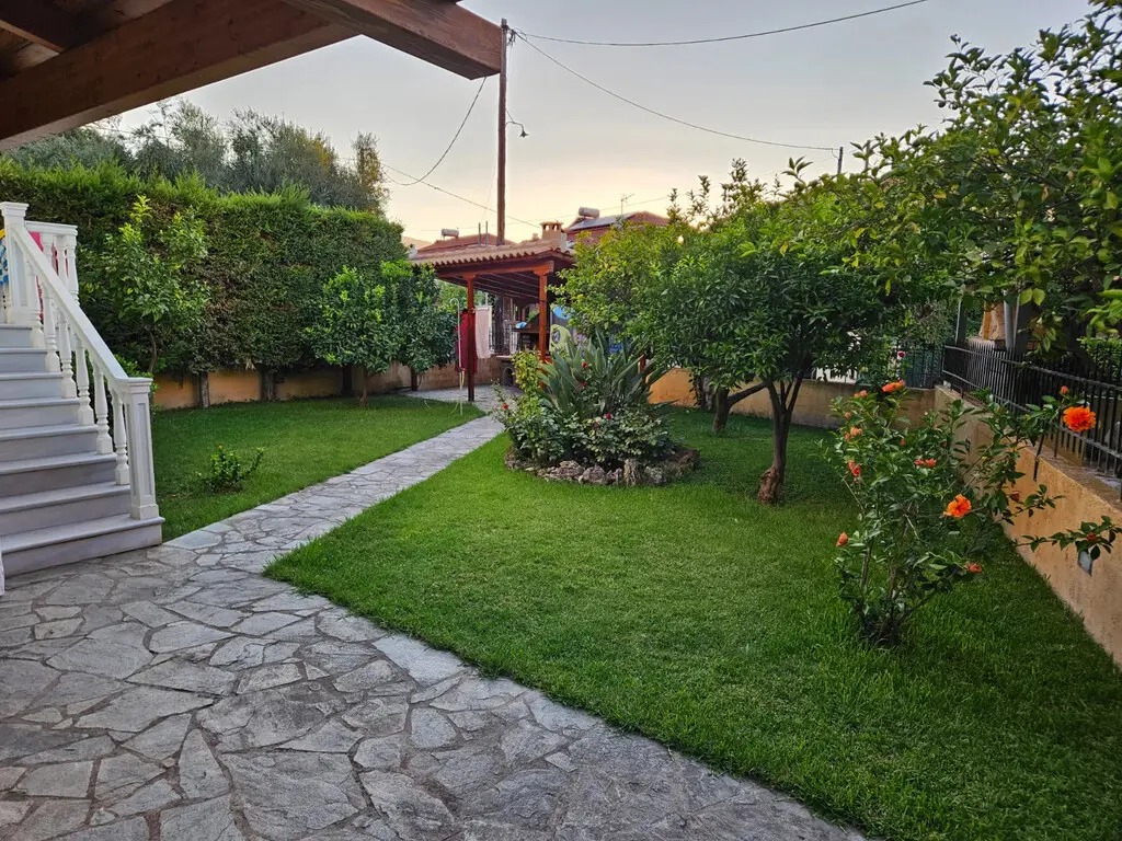 Detached House Of 156 M² In Peloponnese