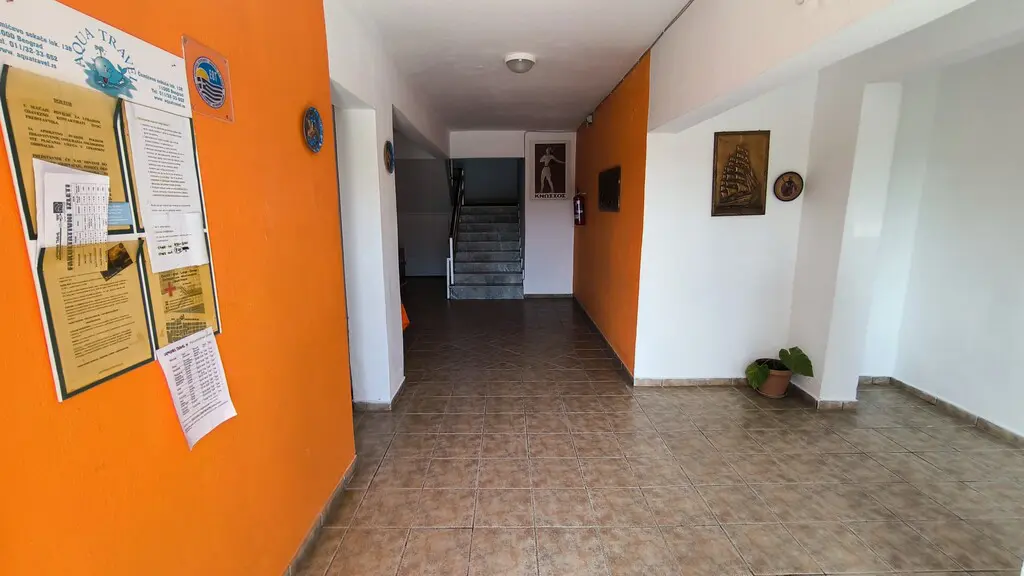 Hotel Of 790 M² On The Olympic Coast