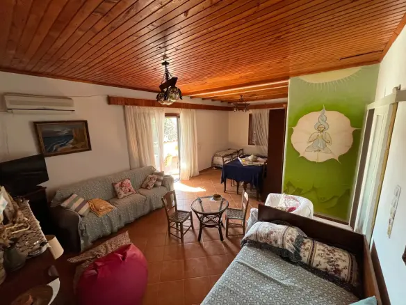 3-bedroom Detached House In Keratea, Greece (110 M²)