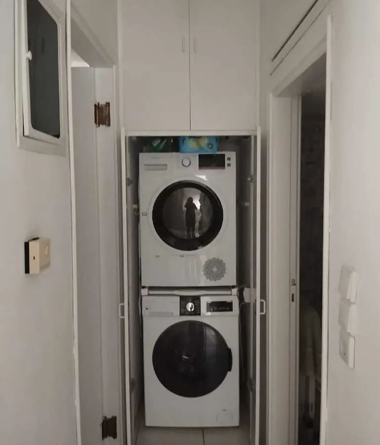 Flat Of 87 M² In Attica