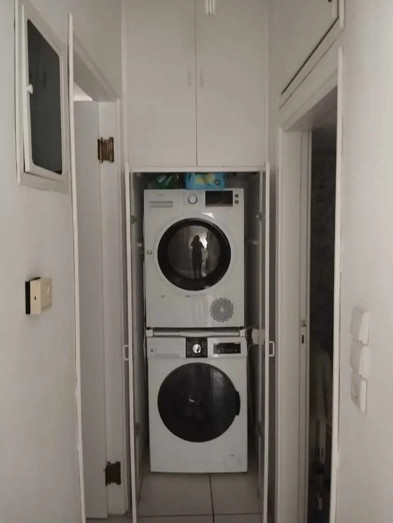 Flat Of 87 M² In Attica