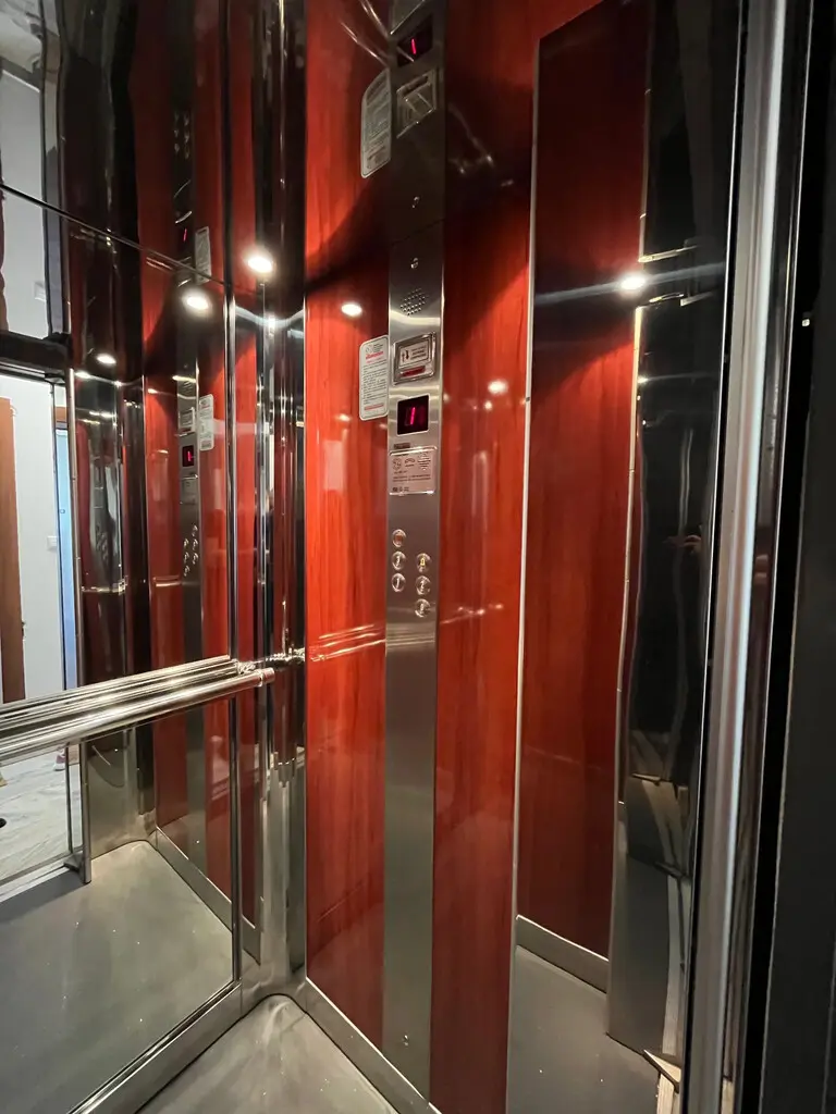 Flat Of 82 M² In Athens