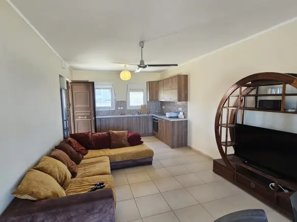 2-bedroom Flat In Geropotamos, Greece (69 M²)