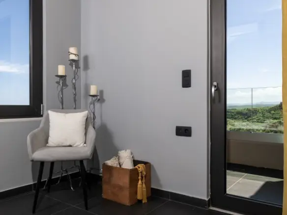 4-bedroom Villa In Kolimvari, Greece (250 M²)