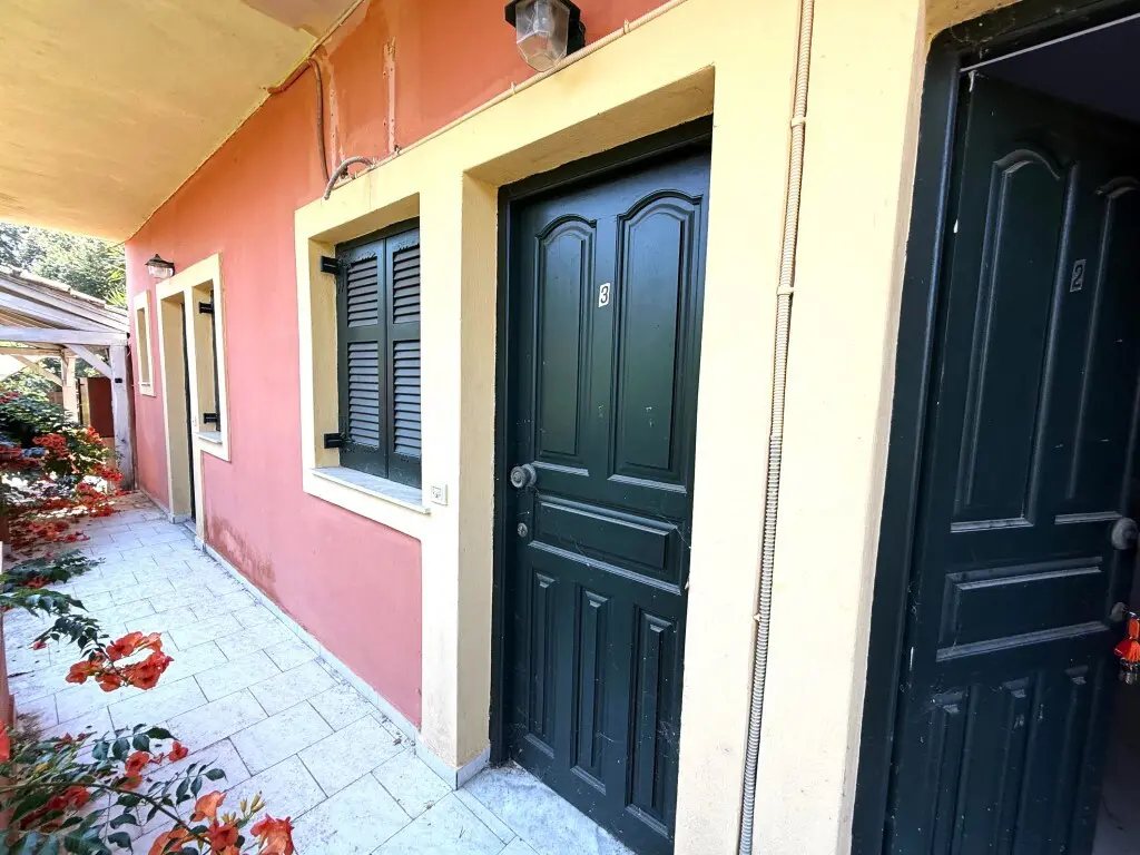 Complex Of 228 M² In Corfu