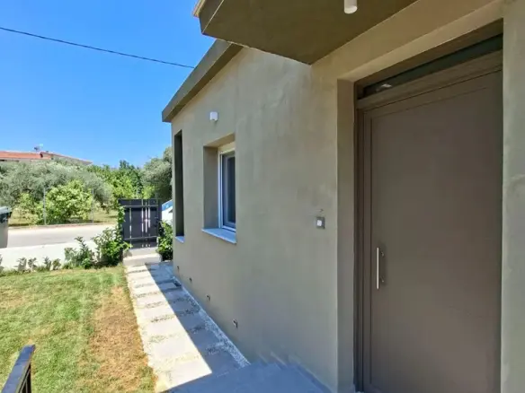 2-bedroom Detached House In Diakopto, Greece (100 M²)
