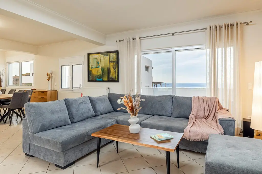 Villa Of 250 M² In Crete