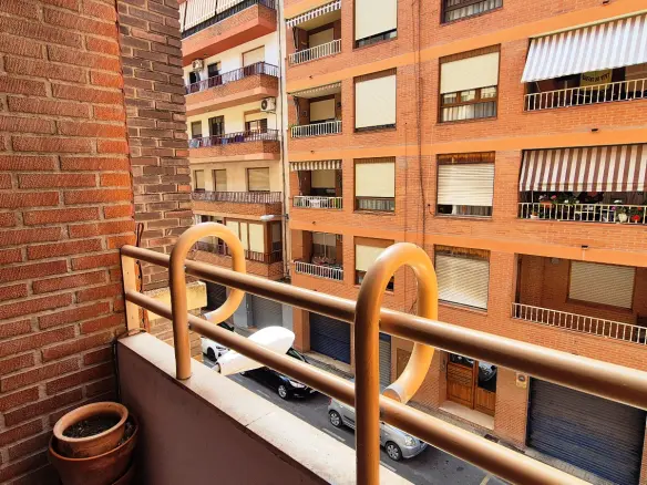 Apartment Of 115 M² In Ontinyent, Spain