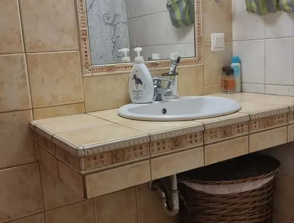 3-bedroom Flat In Charilaou, Greece (98 M²)