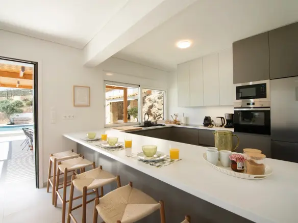 3-bedroom Villa In Keratea, Greece (132 M²)