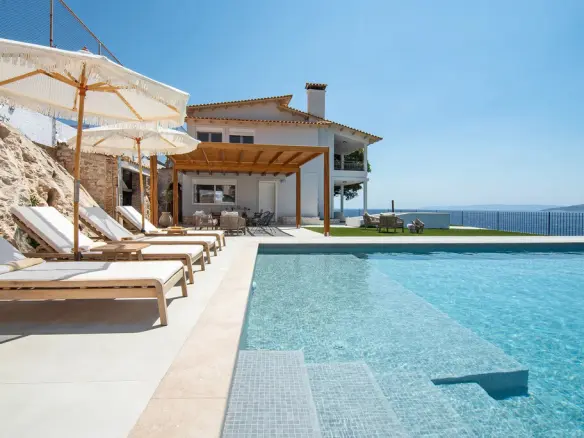 Villa Of 132 M² In Attica