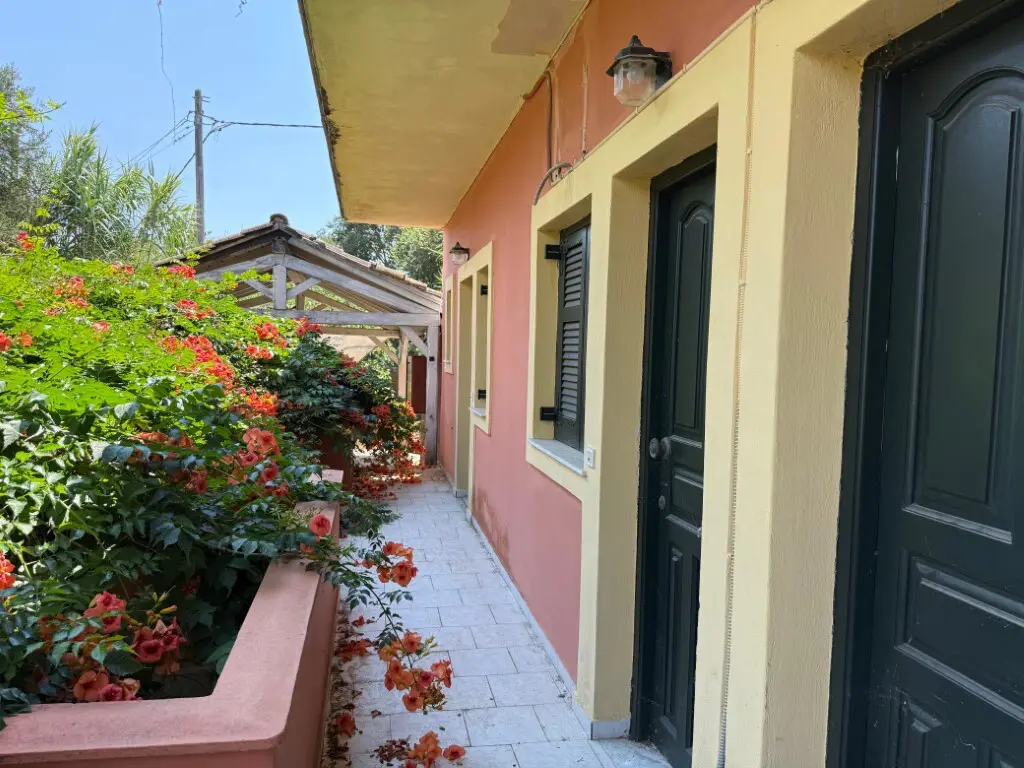 Complex Of 228 M² In Corfu