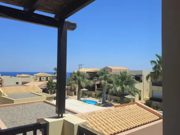 2-bedroom Flat In Geropotamos, Greece (69 M²)