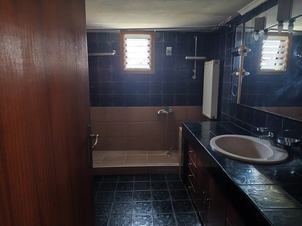 Flat Of 139 M² In Thessaloniki