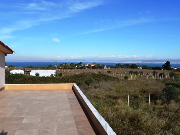 3-bedroom Detached House In Thermaikos, Greece (290 M²)