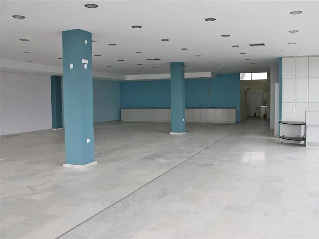 Business Of 900 M² In Olympic Coast