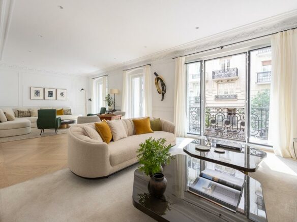 Terrace Of 400 M² In Recoletos