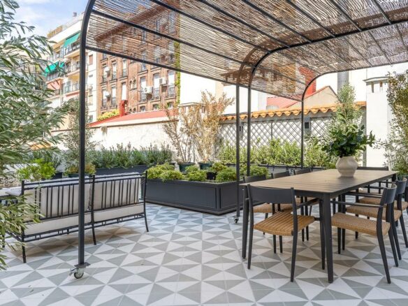 The Most Exclusive Terrace In Madrid In Recoletos