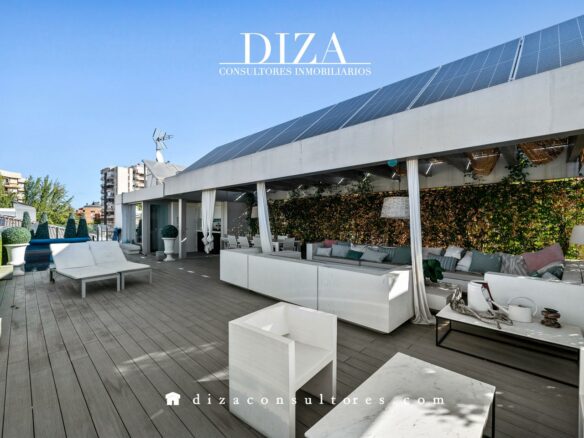 Very Exclusive Detached House Just Steps From The Castellana