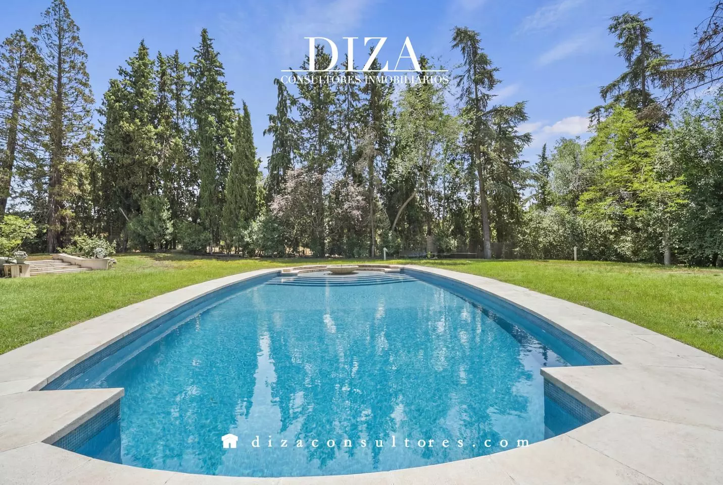 4268461-136c9765 Villa Of 500 M² With Exclusivity In Somosaguas