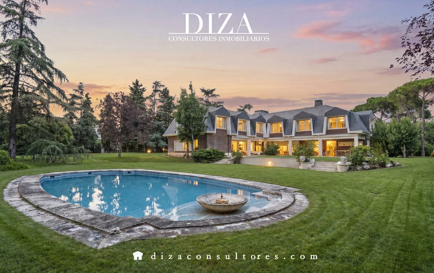 Villa Of 500 M² With Exclusivity In Somosaguas