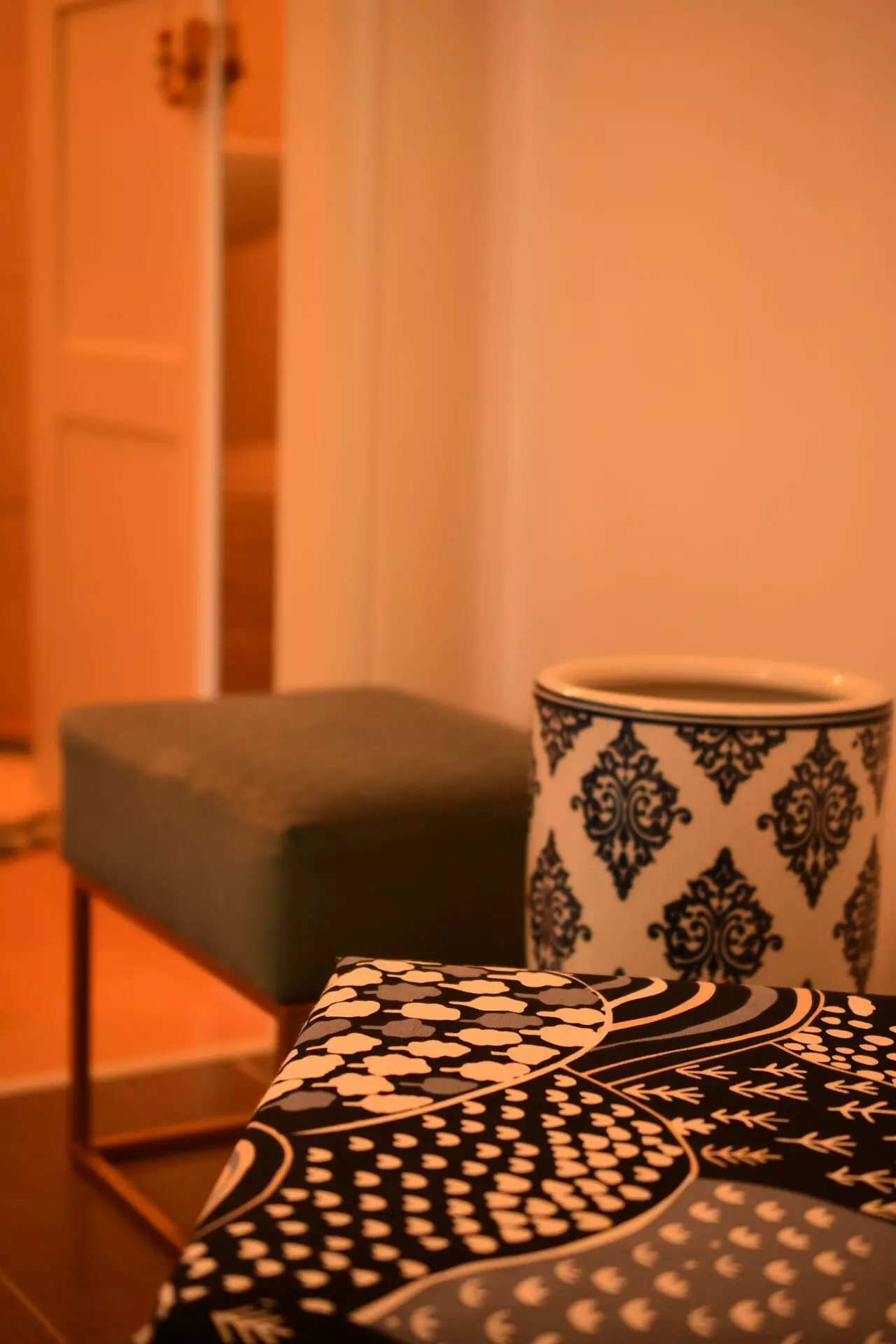 Apartment Of 1,700 M² With Panoramic Terrace And Linden Grove In [location]