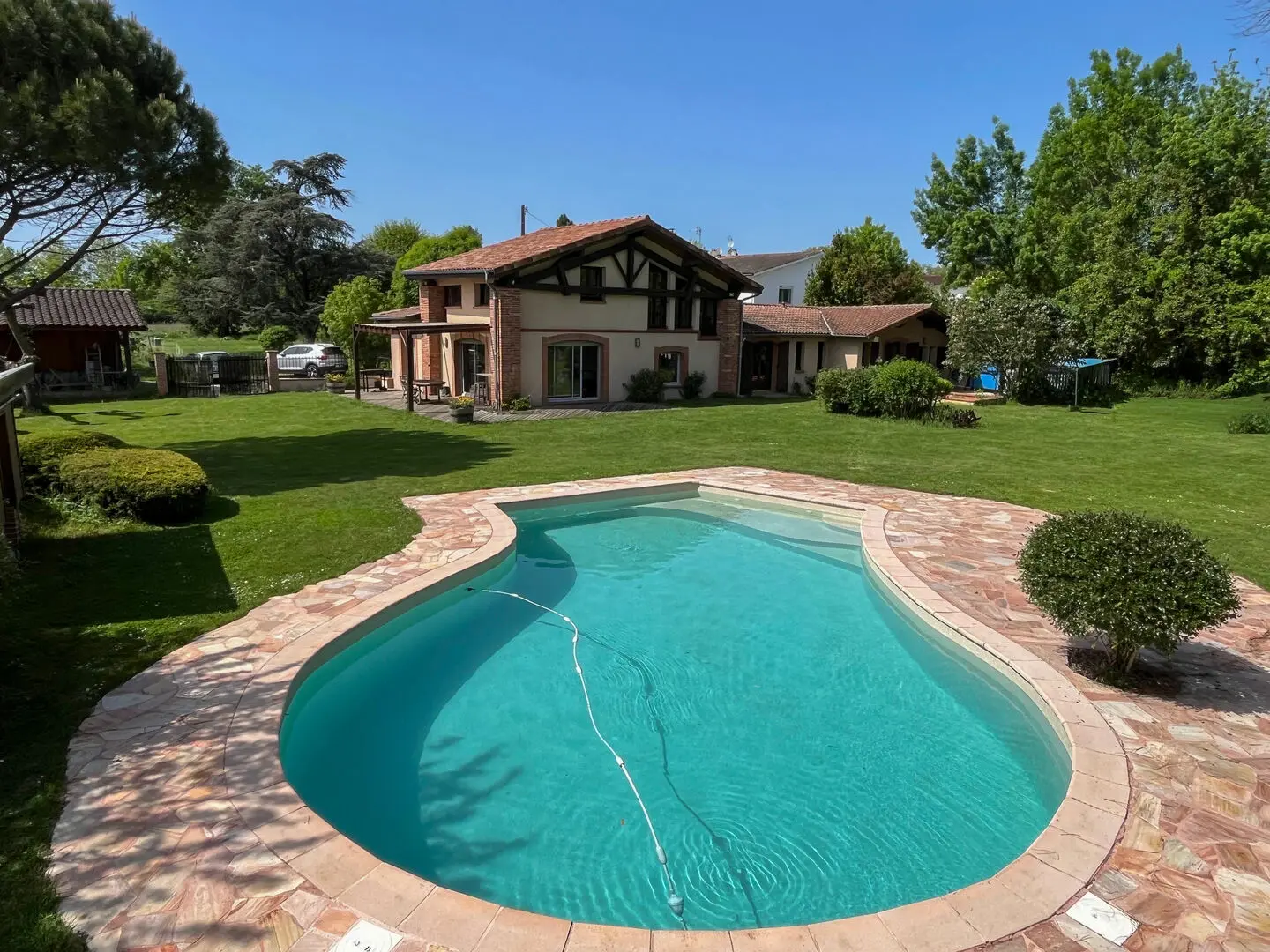 House Of 200 M² With Garden In Toulouse