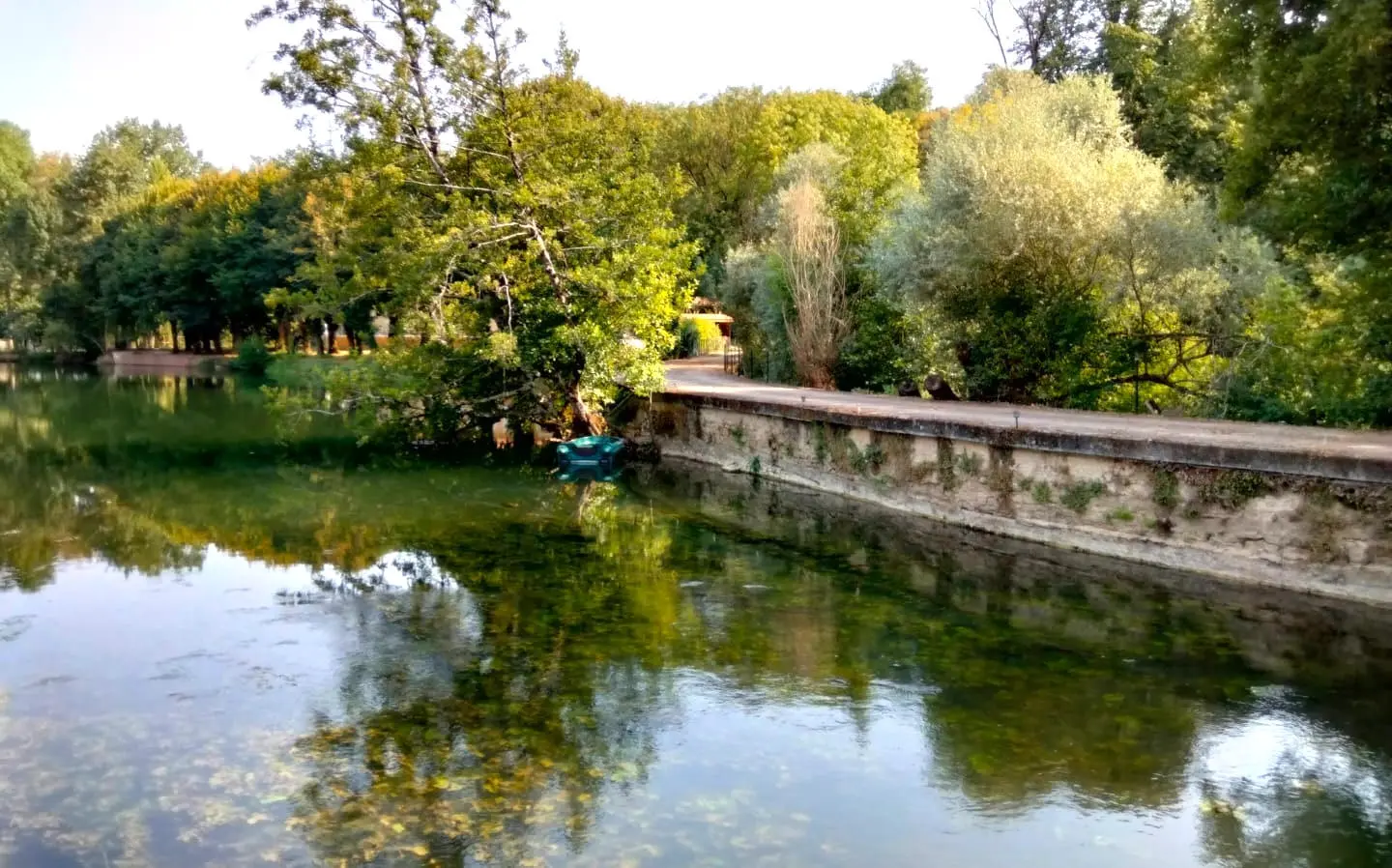 Old Stone Mill Of 500 M² With Private Island And River Views In Charente