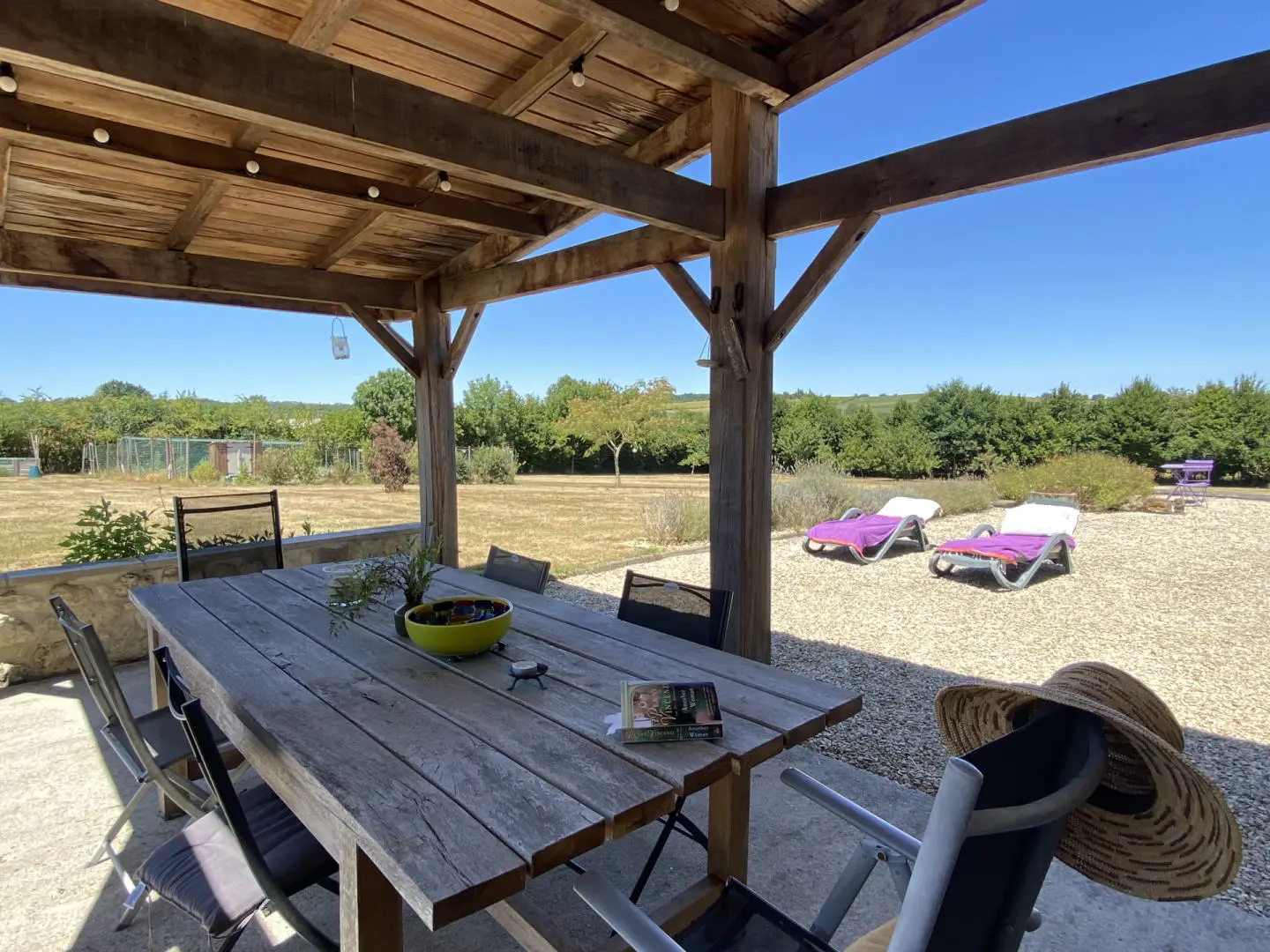 House Of 130 M² With Outbuildings And Land In Les Essards