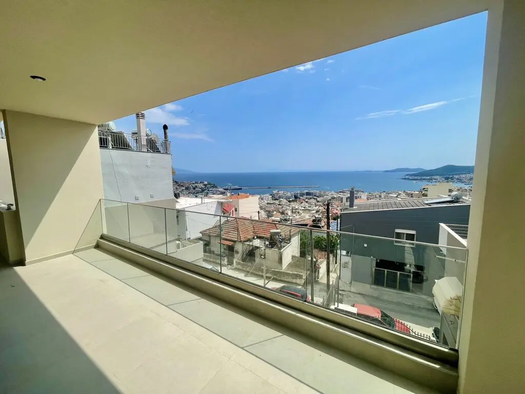 142 M² Apartment Available In Kavala