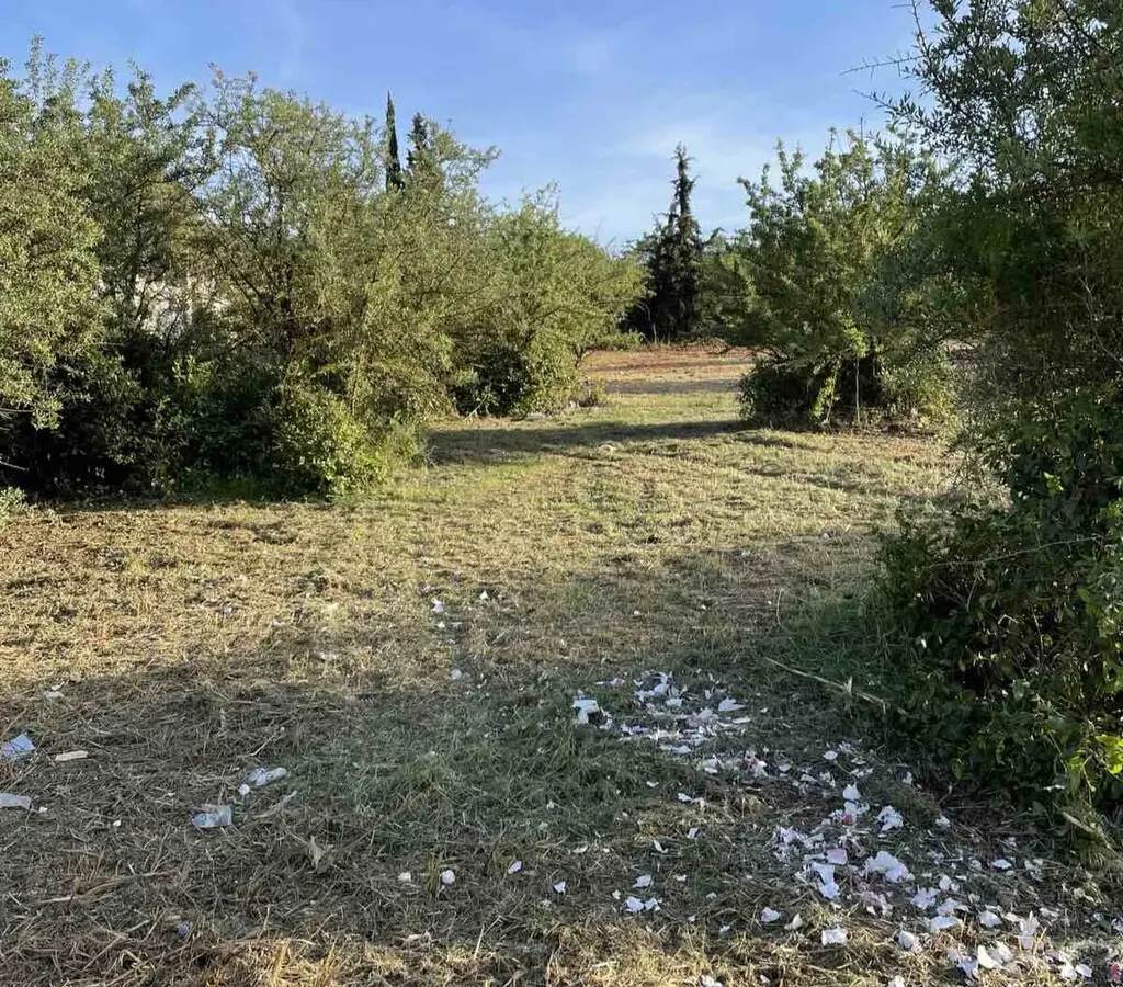 Land Of 3600 M² In The Suburbs Of Thessaloniki