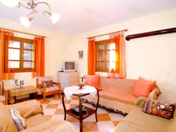 7-bedroom Villa In Aristotle, Greece (300 M²)