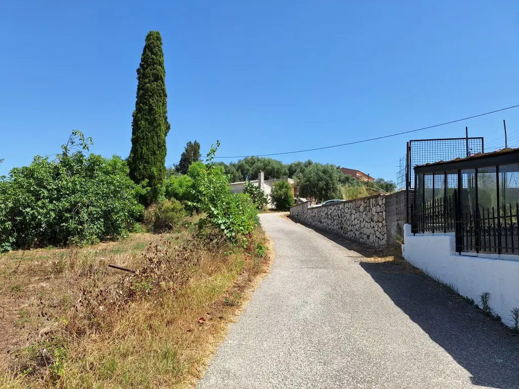 Land Of 2500 M² In Corfu