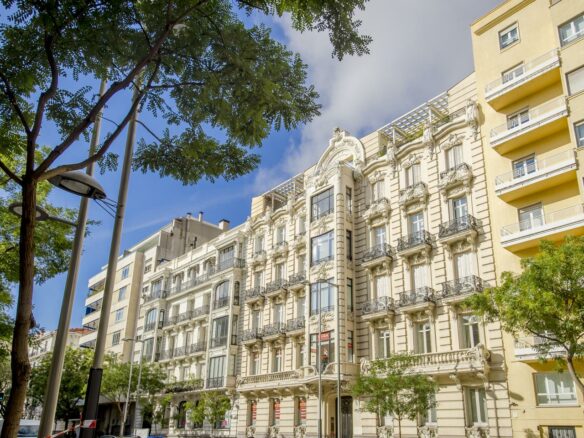 Apartment Of 120 M² With Premium Finishes In Recoletos
